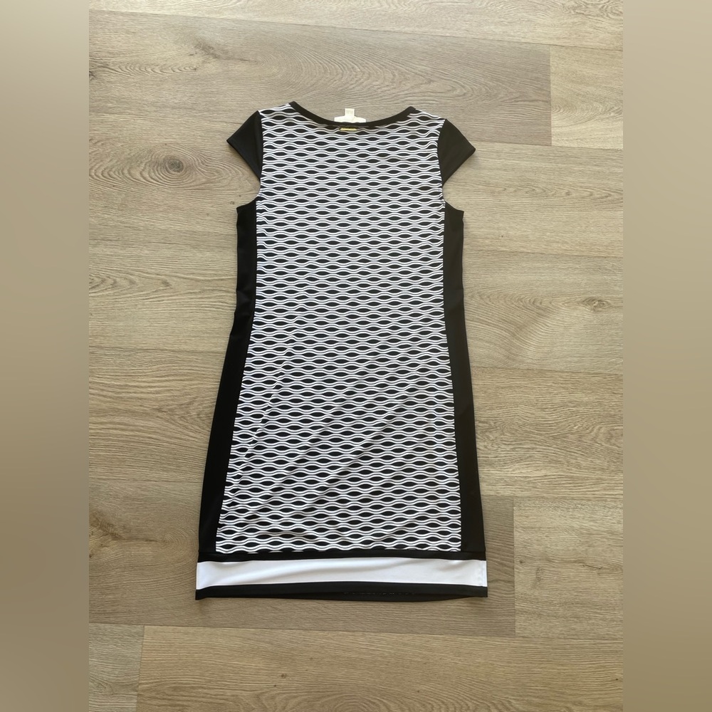 Michael Kors Dress - Picture 2 of 4